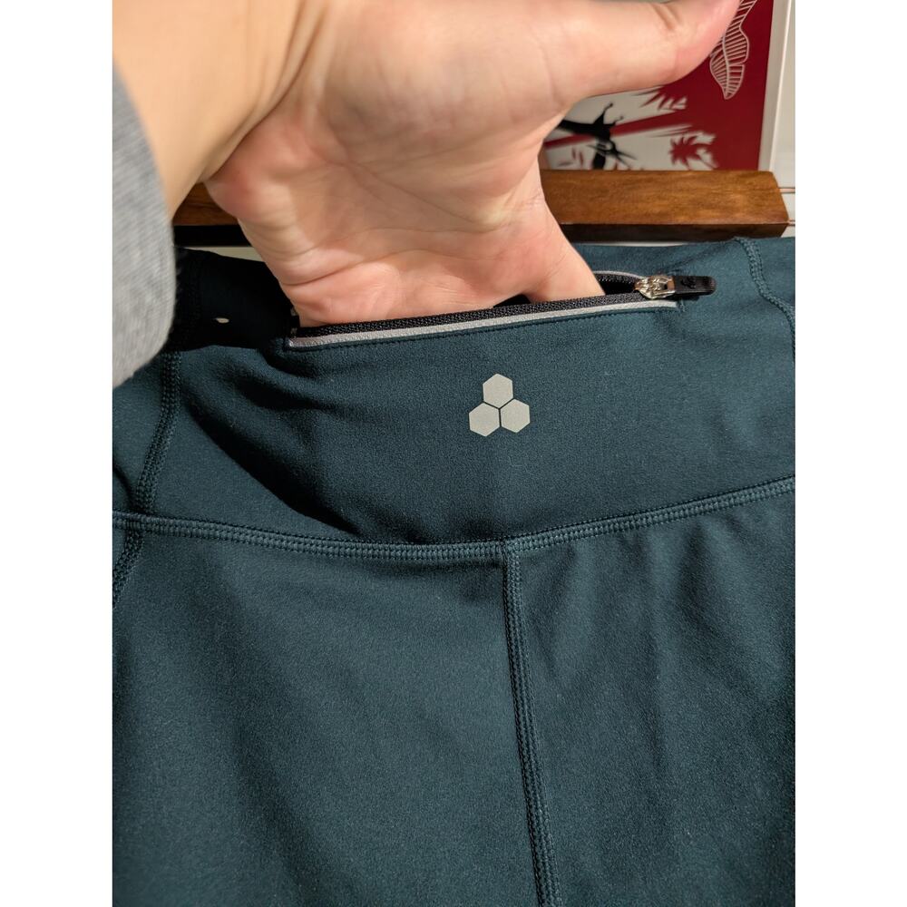 Tek Gear | Dark Green Pockets Running 10" Inseam Bike Shorts | Large - Picture 5 of 7